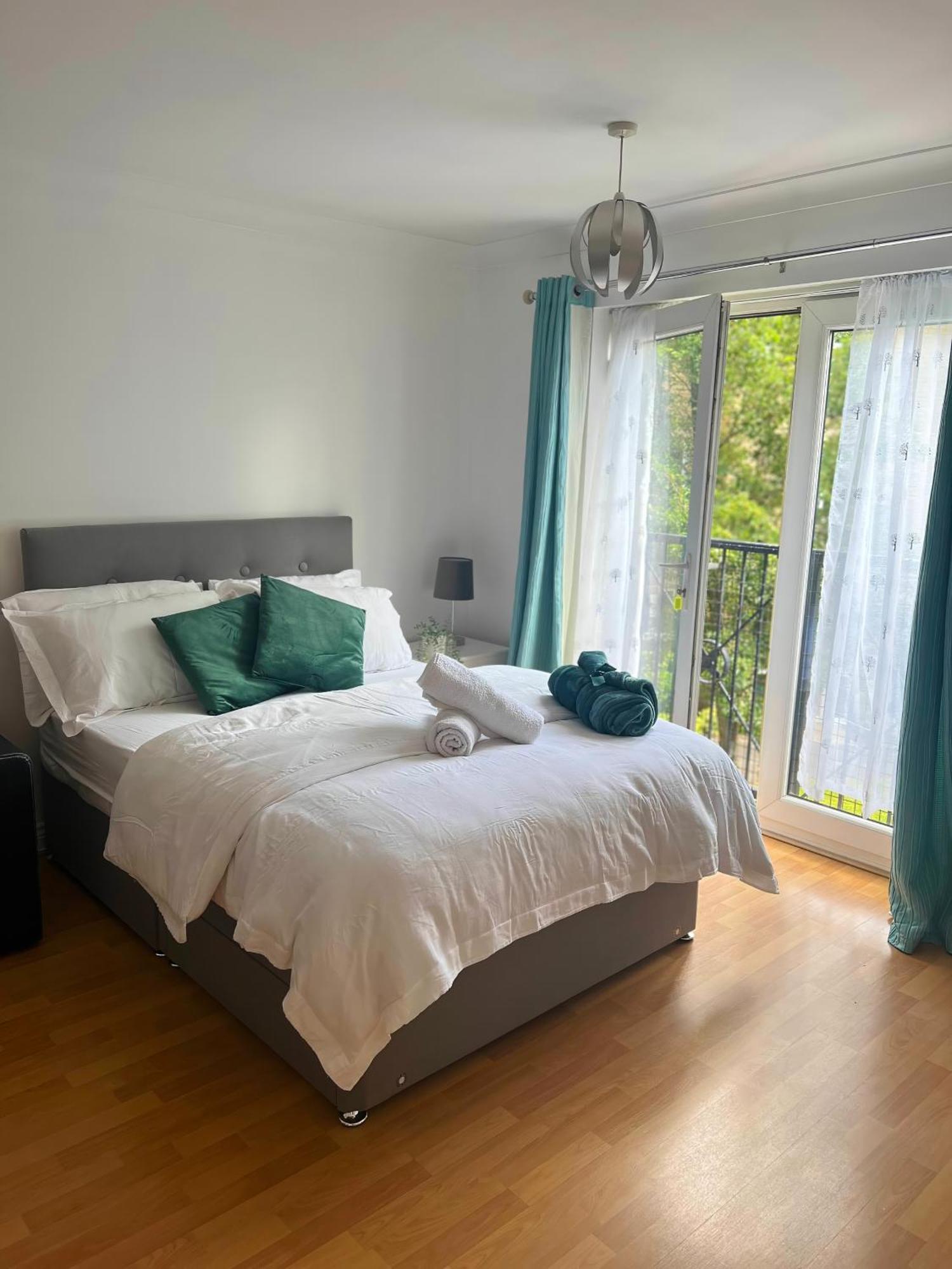 Luxury Rooms And An En-Suite Room With Free Wi-Fi Clarendon Way Colchester Eksteriør billede