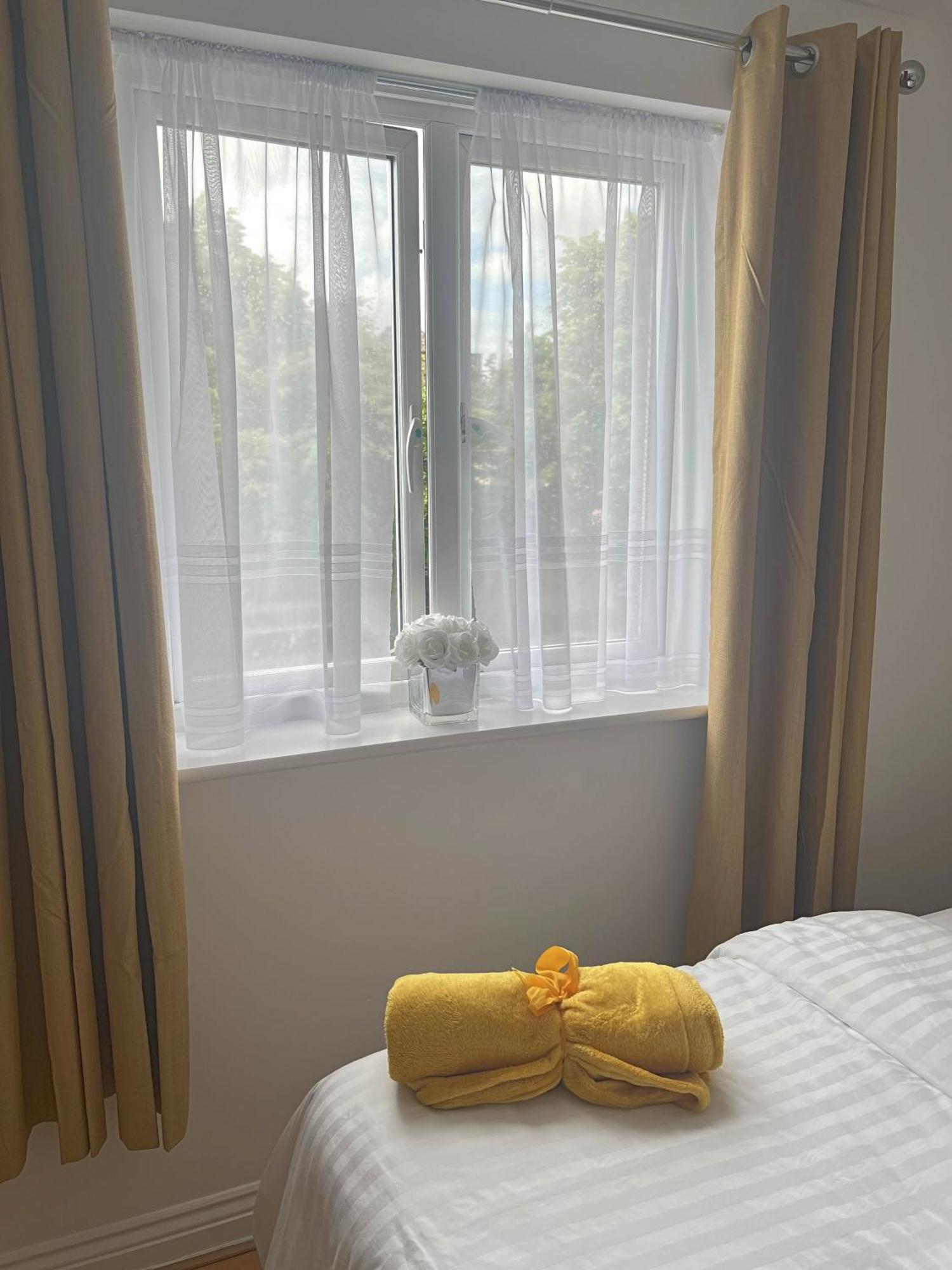 Luxury Rooms And An En-Suite Room With Free Wi-Fi Clarendon Way Colchester Eksteriør billede