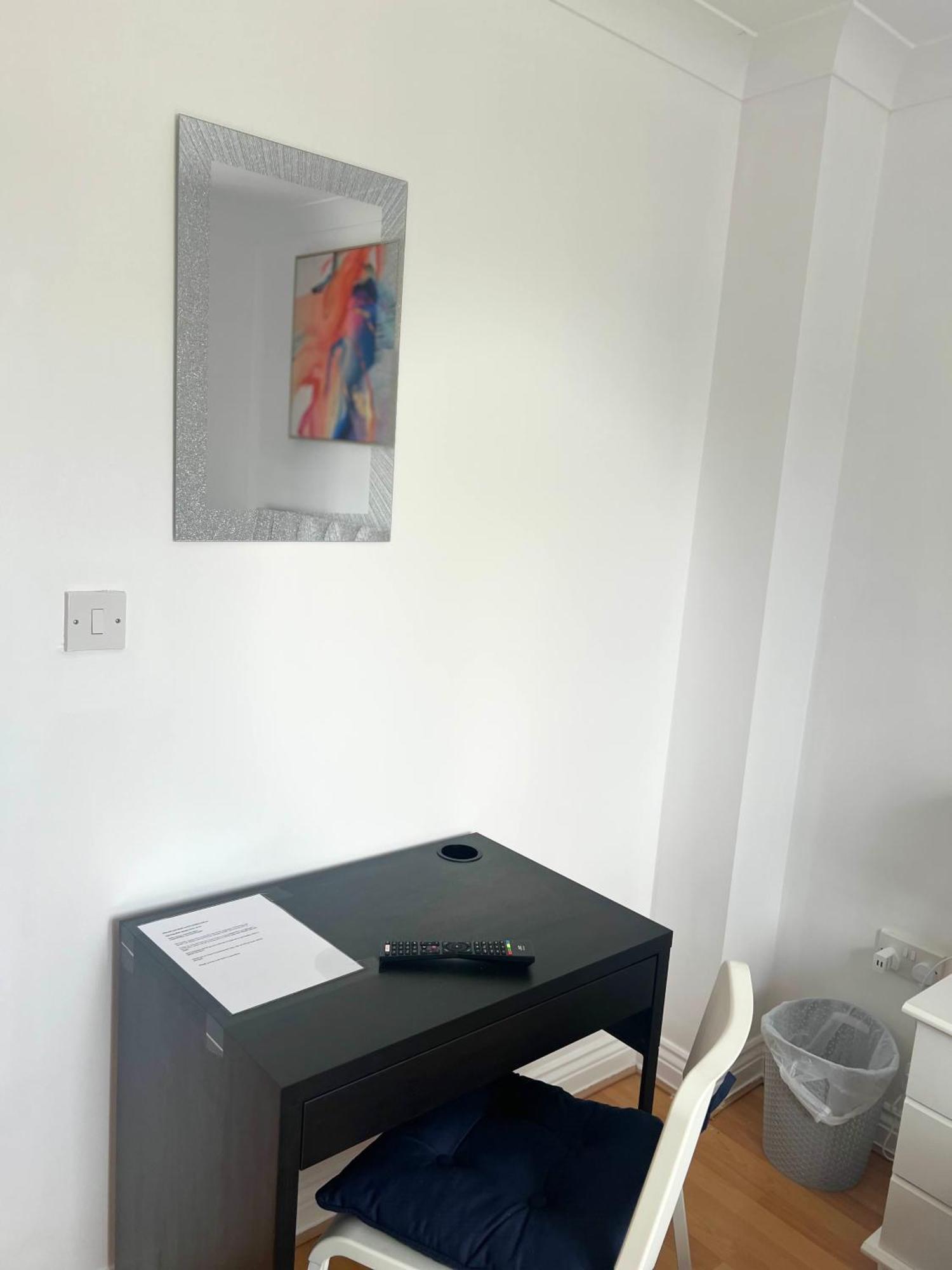 Luxury Rooms And An En-Suite Room With Free Wi-Fi Clarendon Way Colchester Eksteriør billede