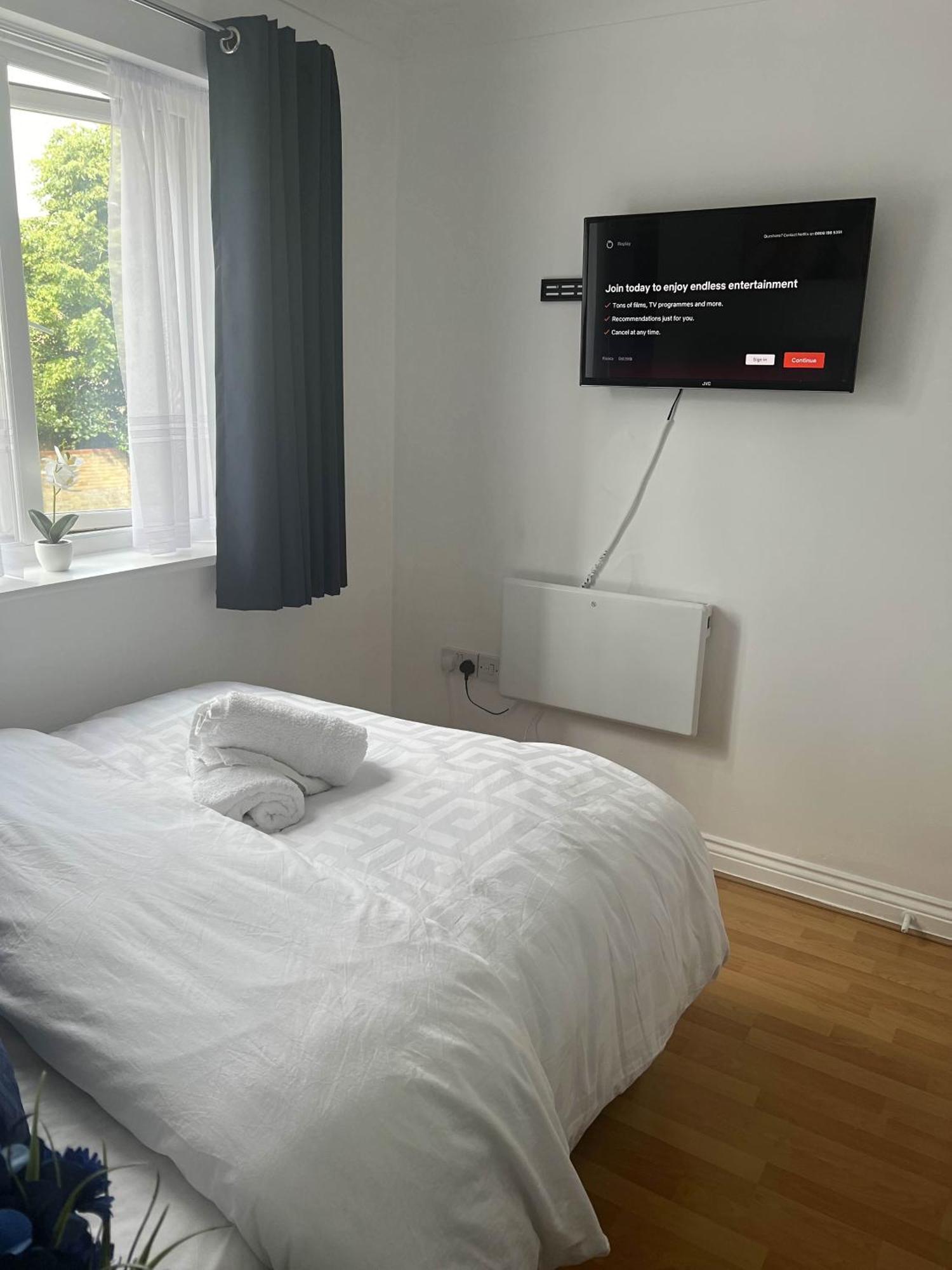 Luxury Rooms And An En-Suite Room With Free Wi-Fi Clarendon Way Colchester Eksteriør billede