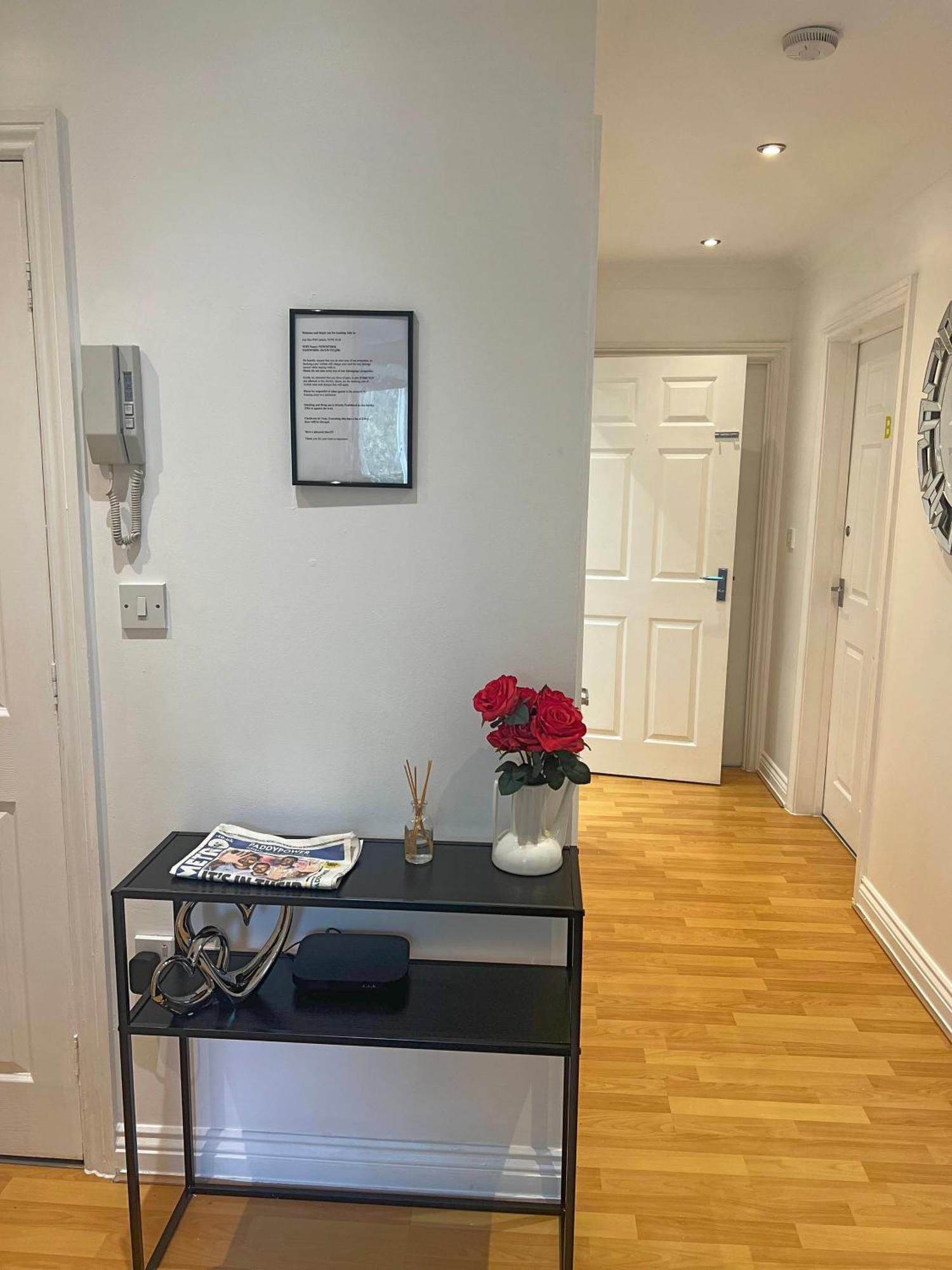 Luxury Rooms And An En-Suite Room With Free Wi-Fi Clarendon Way Colchester Eksteriør billede