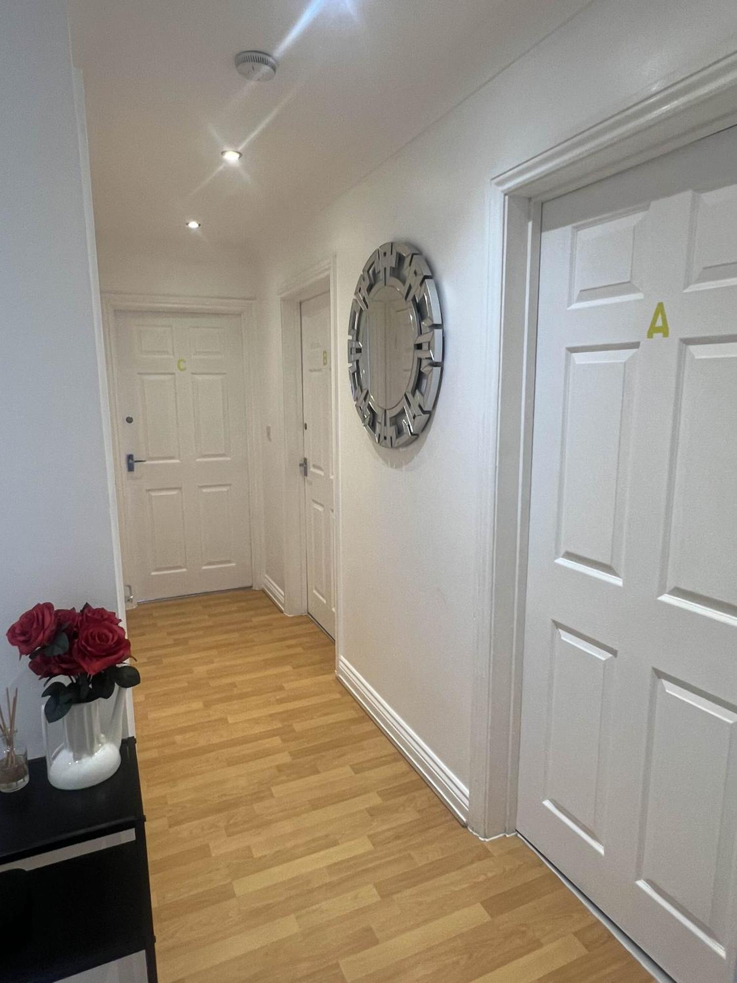 Luxury Rooms And An En-Suite Room With Free Wi-Fi Clarendon Way Colchester Eksteriør billede
